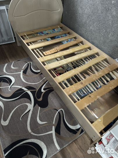 Продам кровать б/у