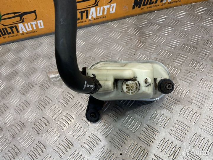 Бачок гидроусилителя Land Rover Range Rover Sport