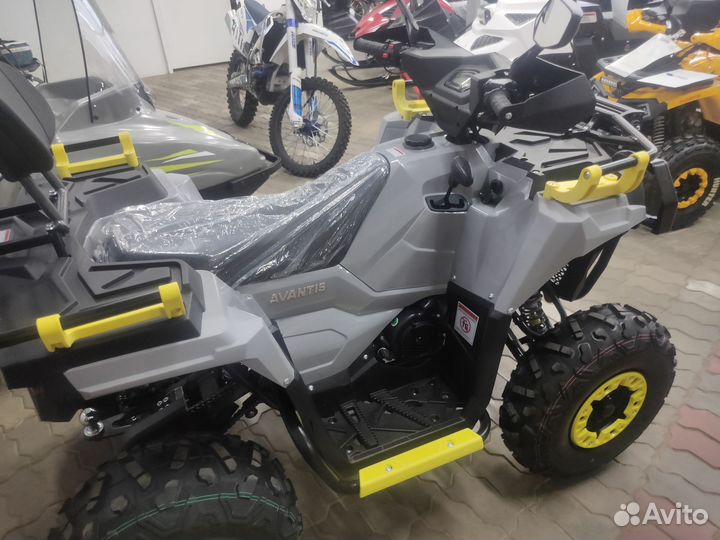 Детский квадроцикл Ray 8 Lux: компактный, мощный и удобный для поездок