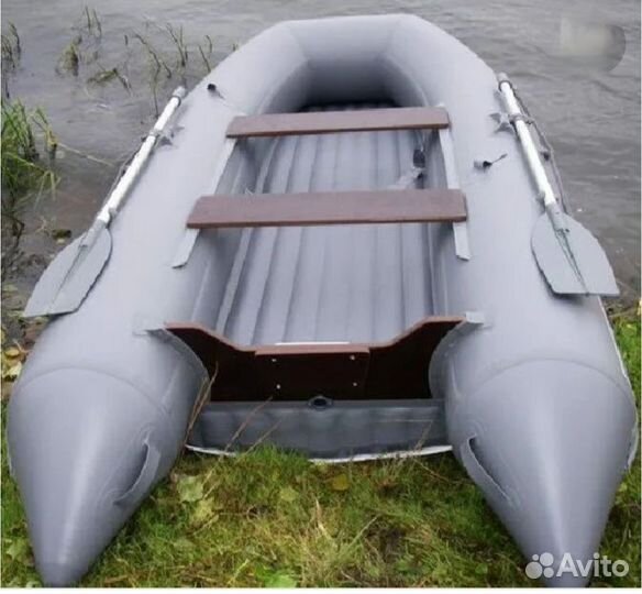 Лодка Флагман-320