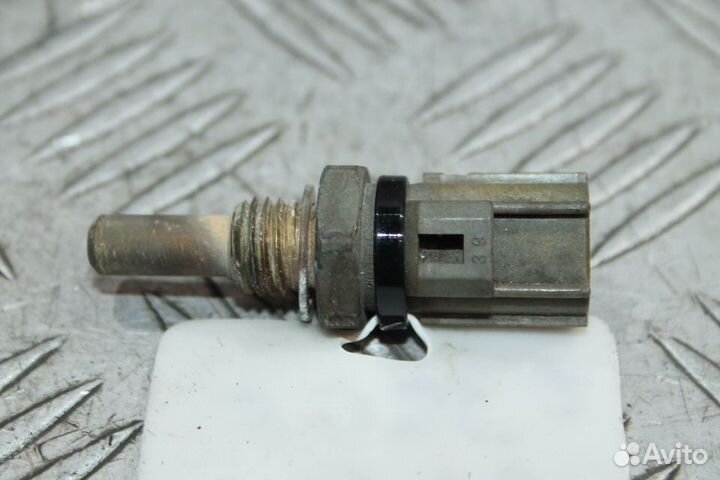 Датчик температуры Toyota Lexus 89422-35010