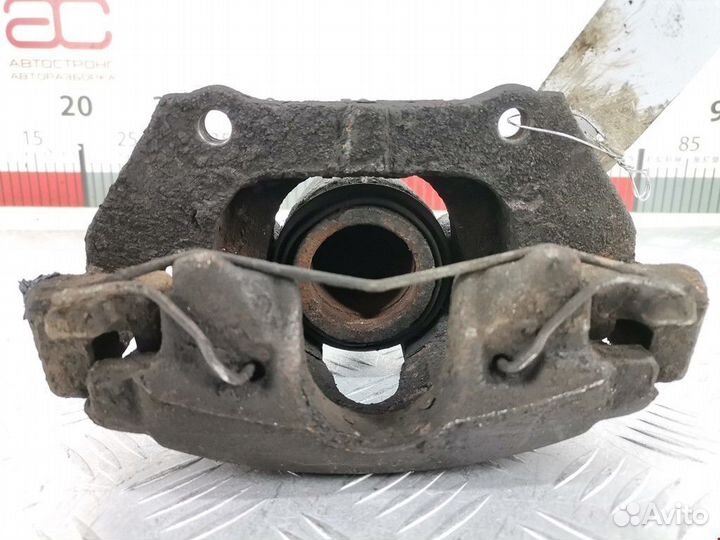 Суппорт передний правый Opel Meriva (A) 2005