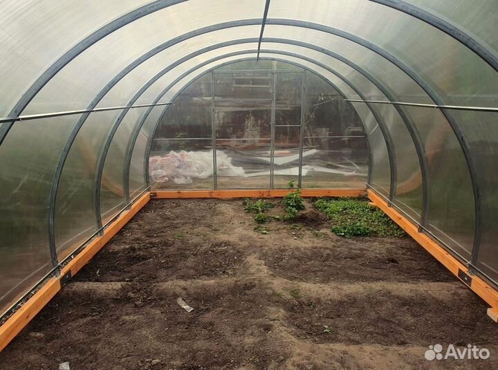 Теплица из поликарбоната