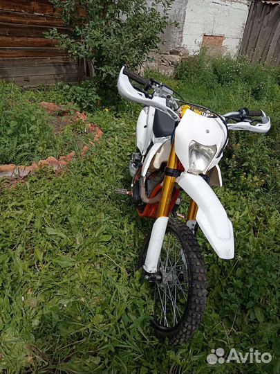 Regulmoto athlete 250 172fmm