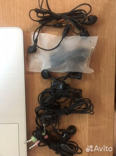 Продам наушники разные (капельки)