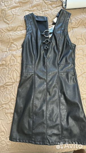 Платье сарафан эко кожа hm