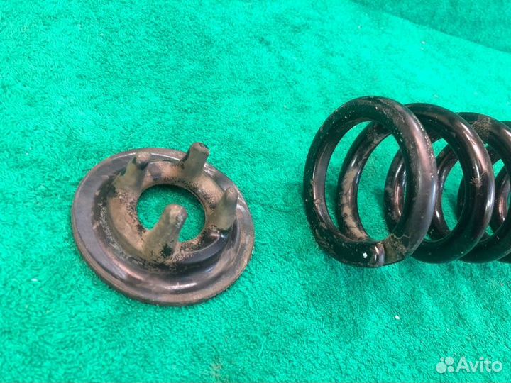 Пружина задняя правая Lexus Gs 4 (12-17) L10 4GR