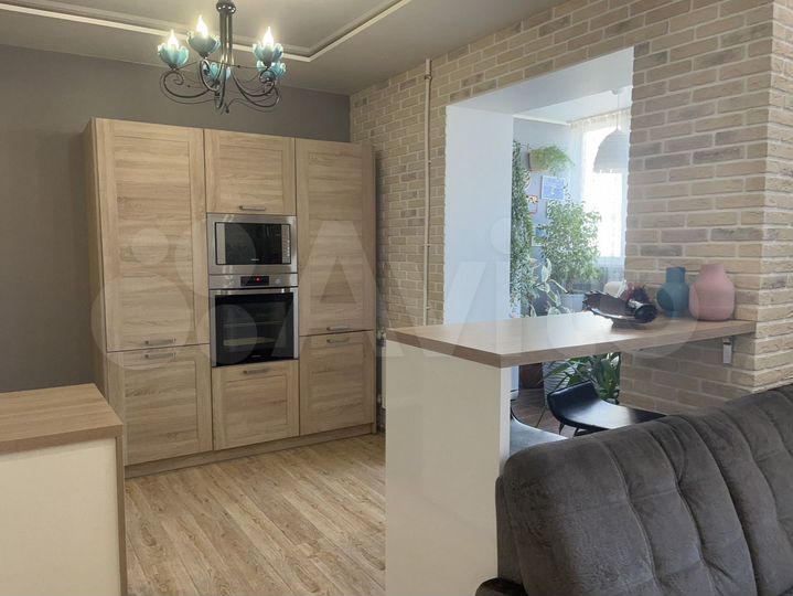 3-к. квартира, 94 м², 11/16 эт.