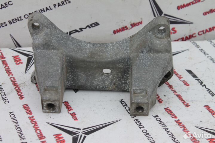 Кронштейн кпп W140 Mercedes