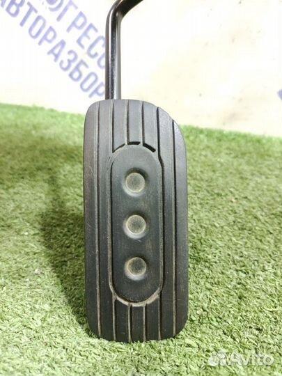 Педаль газа Nissan Tiida хэтчбек 1.6 HR16DE 2007