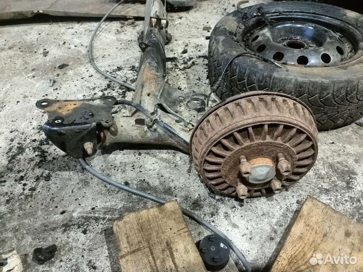 Задняя балка LADA largus