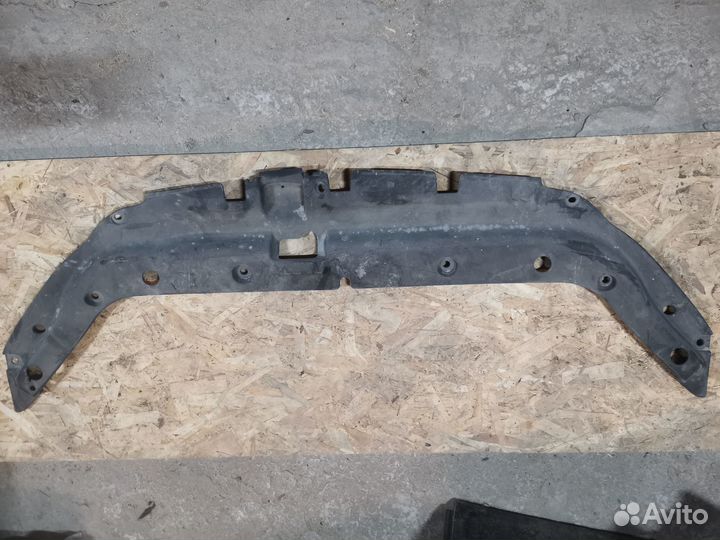 Кожух замка капота для Toyota RAV 4 2006-2013