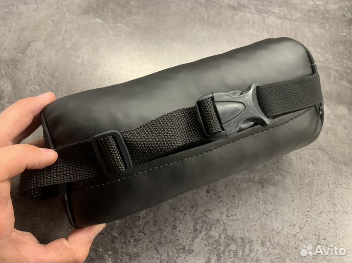 Автомобильная подушка под шею Audi