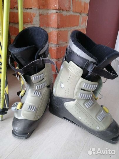 Горные лыжи с ботинками rossignol