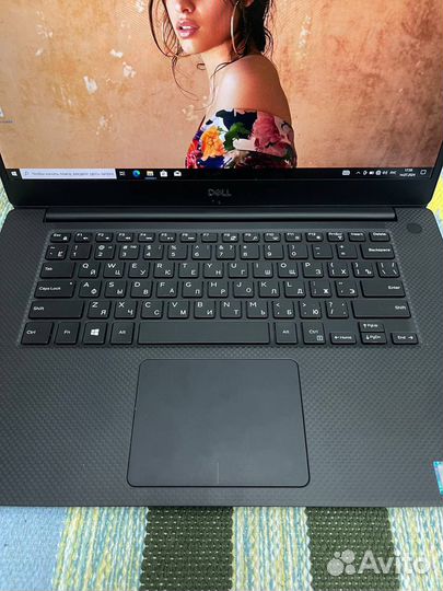 Игровой ноутбук Dell XPS