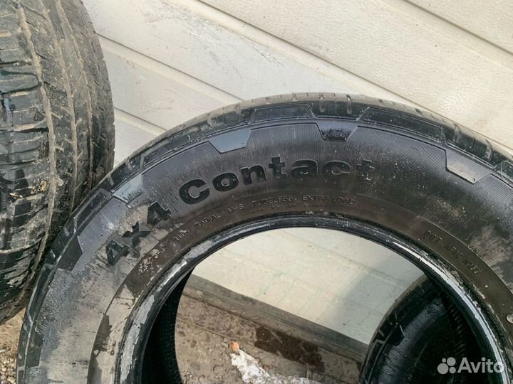 Continental Conti4x4Contact 235/65 R17 111H