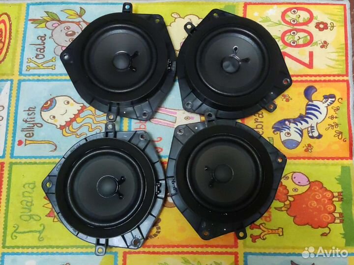 Автомобильные колонки Hyundai