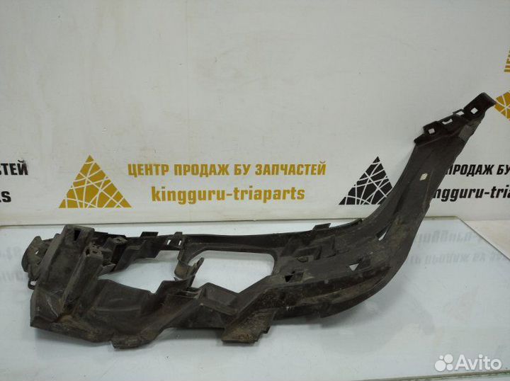 Кронштейн противотуманной фары правый Bmw X5 F15