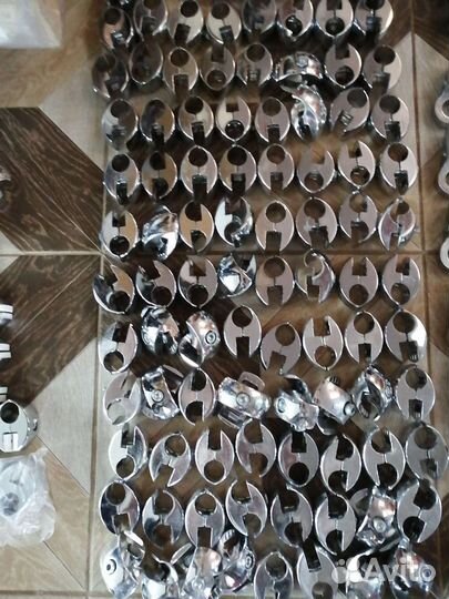 Джокера для крепления труб и панелей