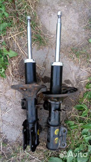 Стоики амортизатора и комплект запчастей к ним