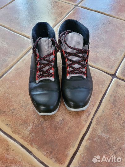 Лыжные ботинки, 37 размер