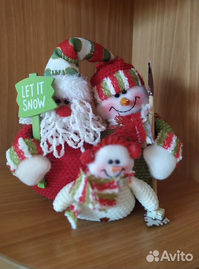 Интерьерная игрушка семья снеговиков