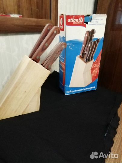 Набор ножей с подставкой