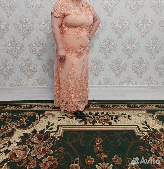 Вечернее платье