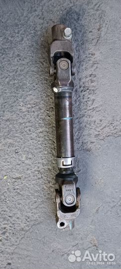 Вал рулевой колонки Тойота Королла 180