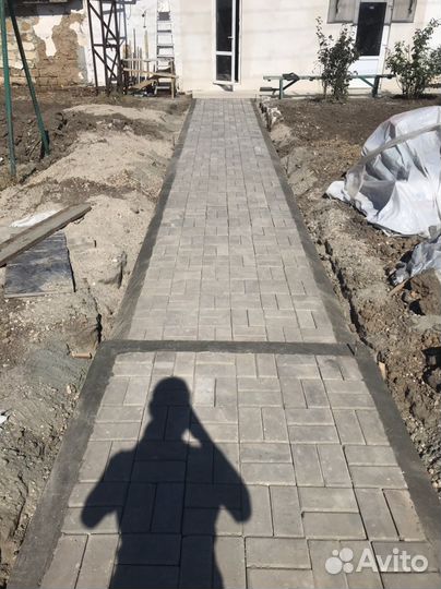 Бригада строителей