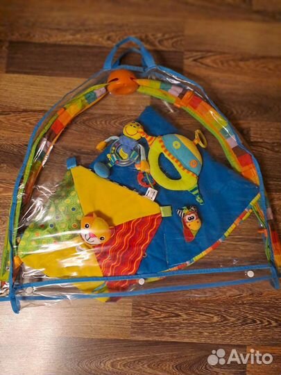 Развивающий коврик