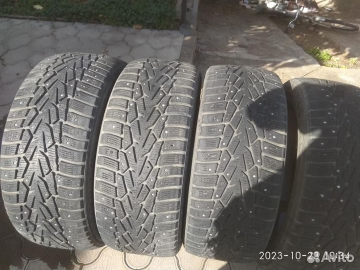 Nokian Tyres Hakkapeliitta 7 2.25/50 R17 98T