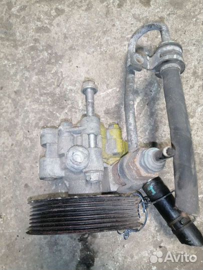 Гидроусилитель руля Toyota насос гура тойота