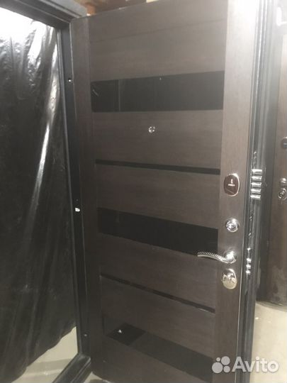 Дверь входная б/у с установкой