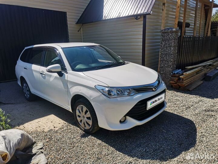 Toyota Corolla Fielder 1.5 CVT, 2015, 185 011 км