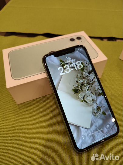 iPhone 11, 128 ГБ