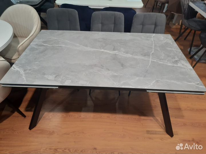 Керамический стол