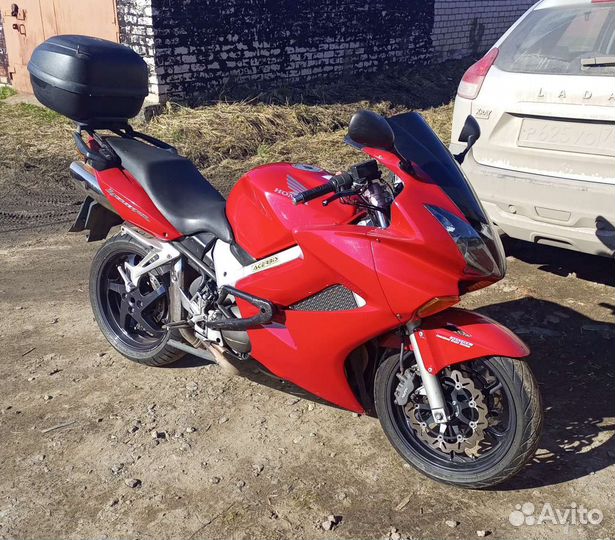Honda VFR800 vtec