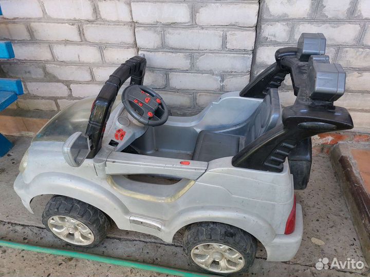 Машинка б/у