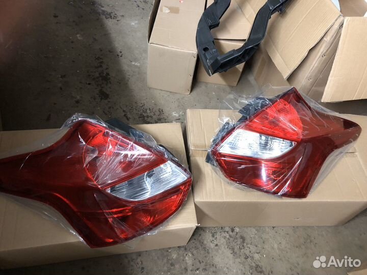 Задние Фонари Ford Focus 3 хэтчбек не диодные