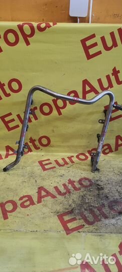 Топливная рампа в сборе с форсунками Mercedes-Benz