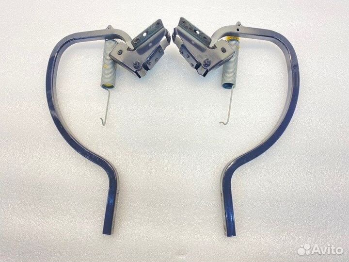 Петля крышки багажника задняя Volkswagen Polo