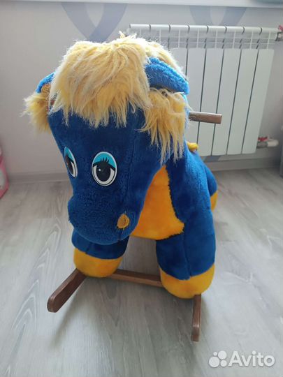 Качалка лошадь