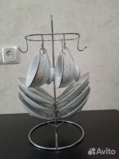 Подставка для чашек и блюдец