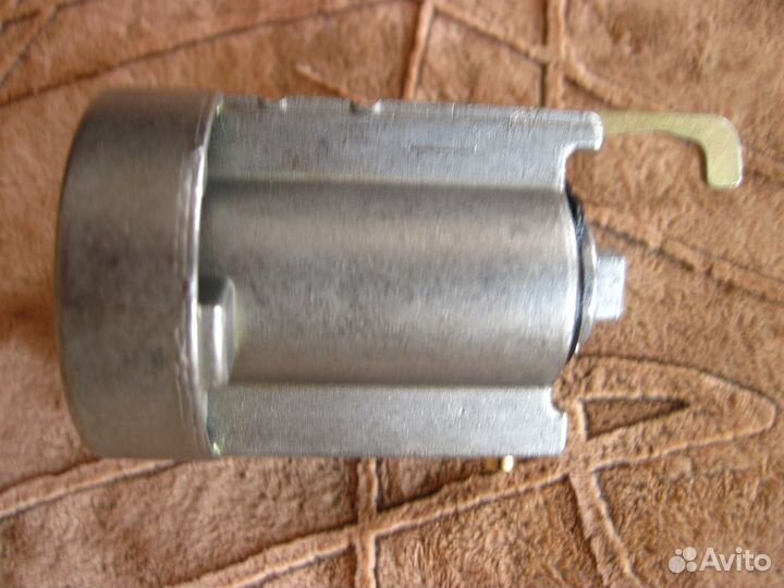 Замок зажигания для Митсубиси Галант 96-04, новый