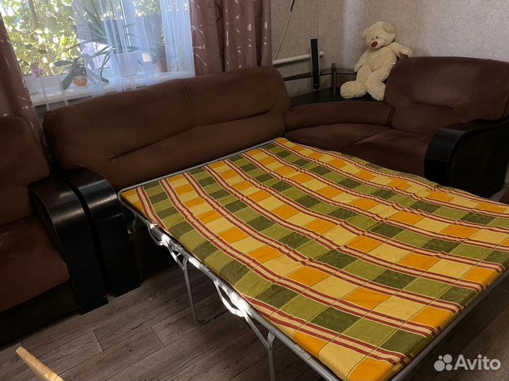 Угловой диван с креслом бу