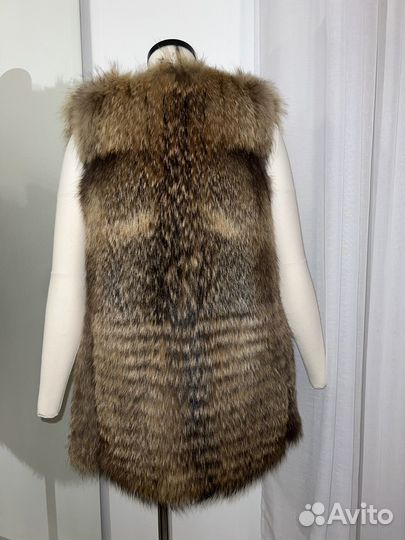 Жилетка меховая женская 44-46