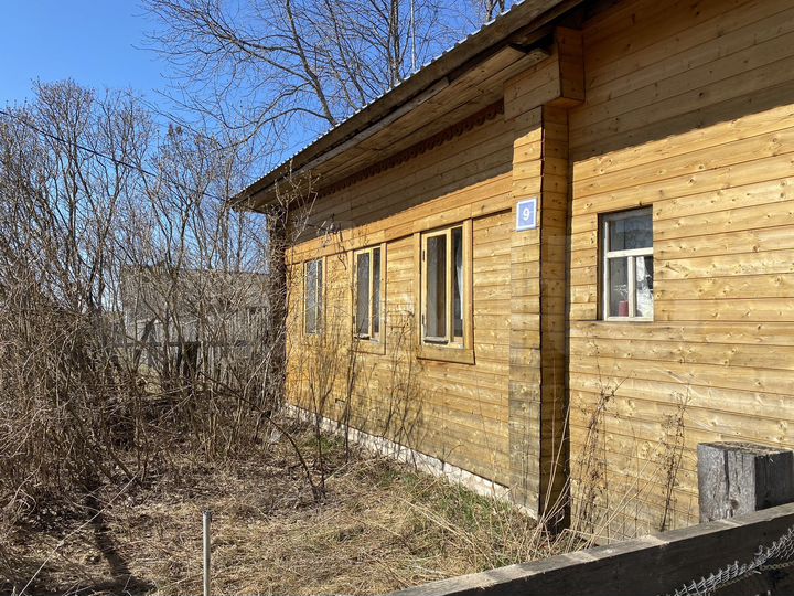 Дом 27,3 м² на участке 38 сот.