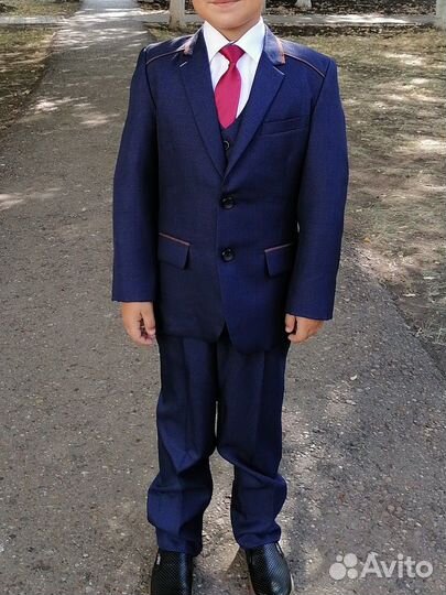 Школьный костюм для мальчика 128-134