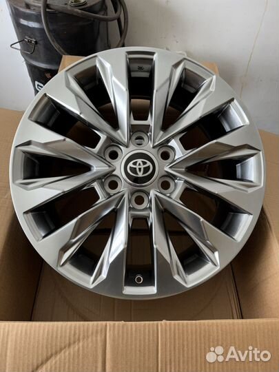 R20 Новые Диски Toyota Land Cruiser 300